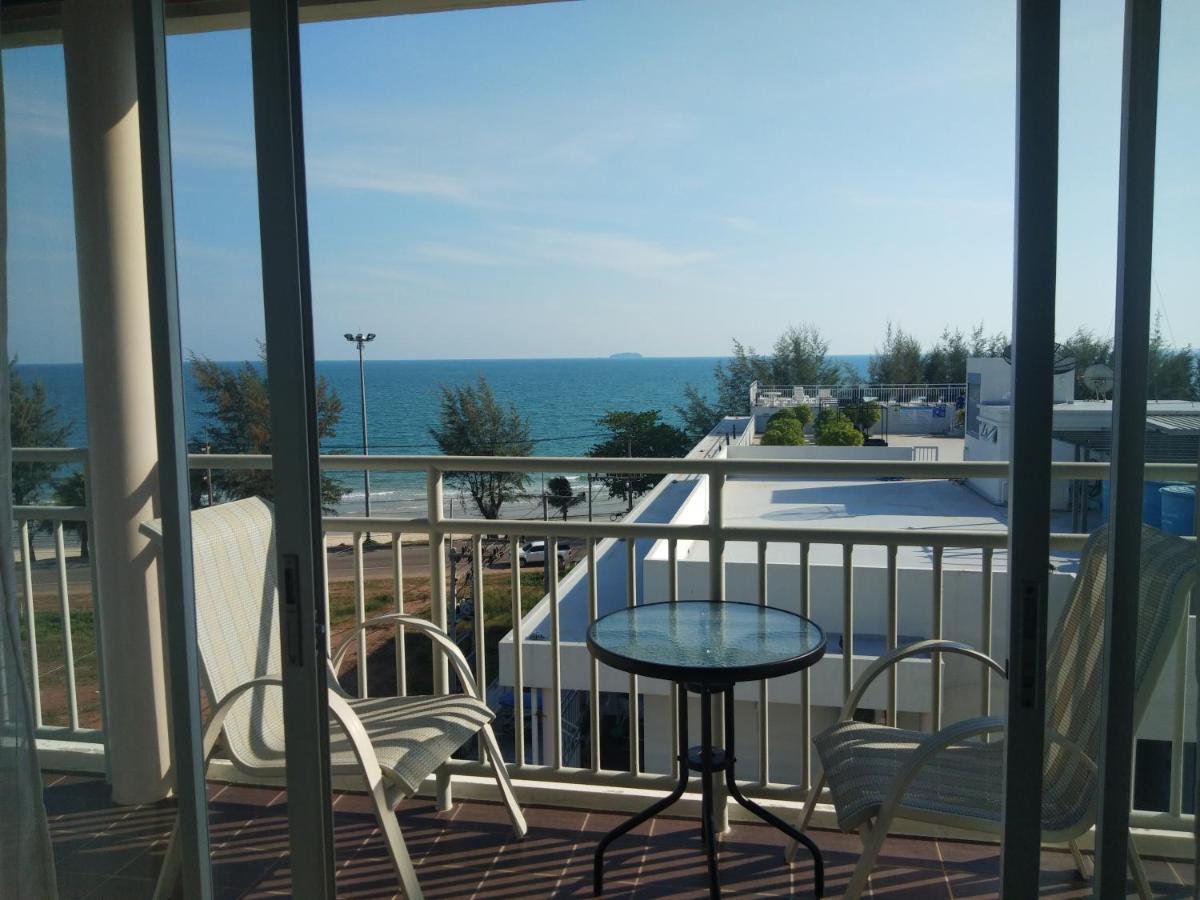 Grandbeach Condo Sea View By Malai Mepim Kültér fotó