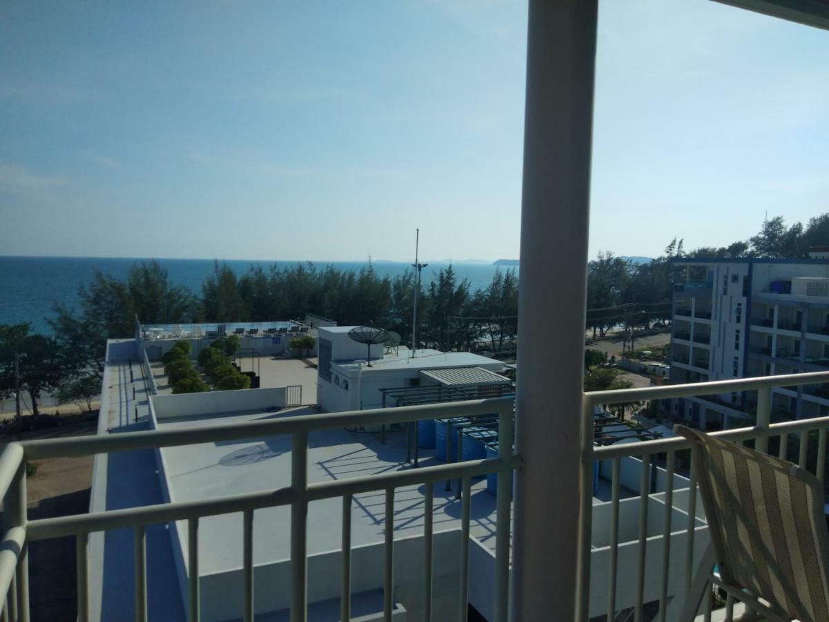 Grandbeach Condo Sea View By Malai Mepim Kültér fotó