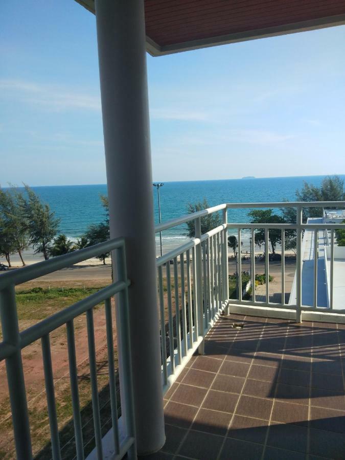 Grandbeach Condo Sea View By Malai Mepim Kültér fotó