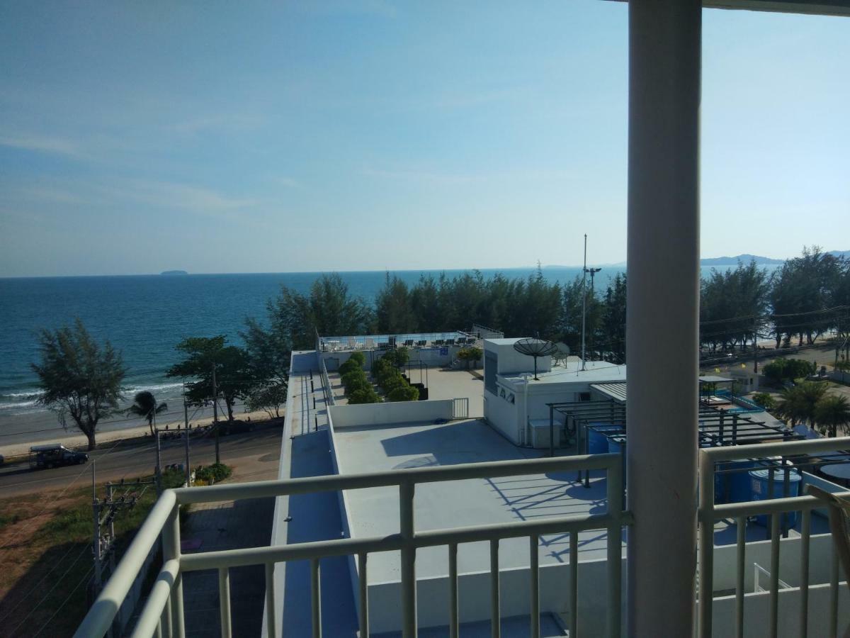 Grandbeach Condo Sea View By Malai Mepim Kültér fotó